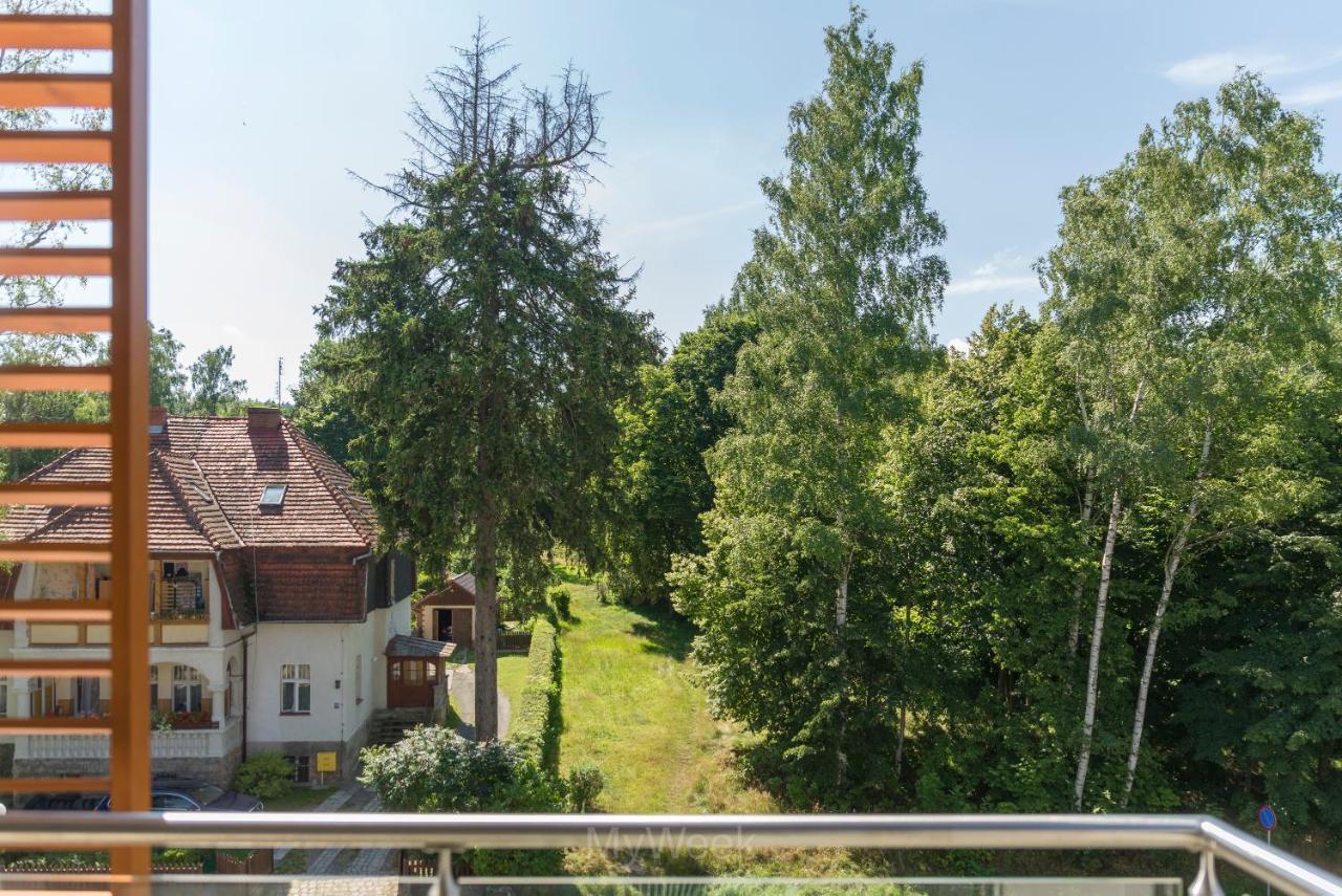 Apartament Artystyczny Zakatek Polanica-Zdroj Luaran gambar